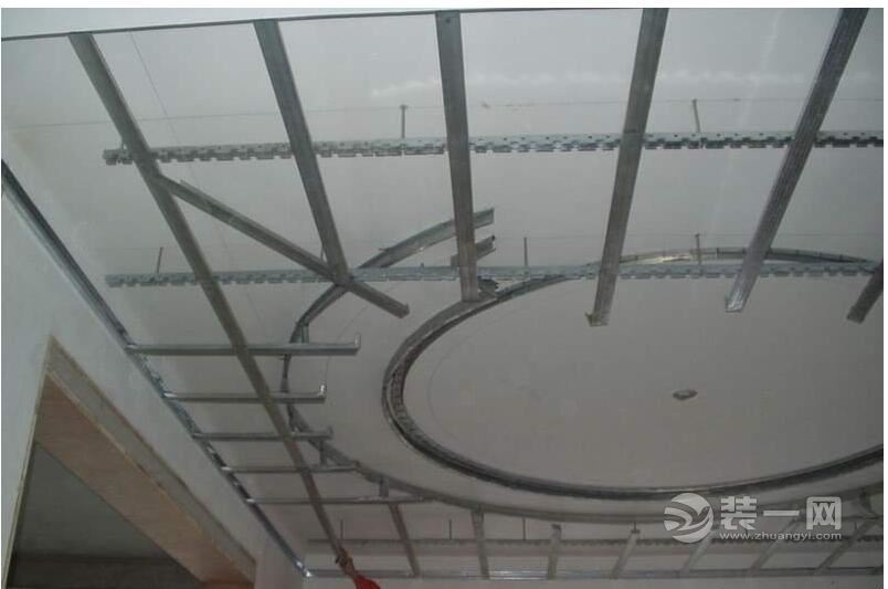 异型吊顶一般就是造型吊顶 有方形/圆形/弧形/椭圆形/等形状.